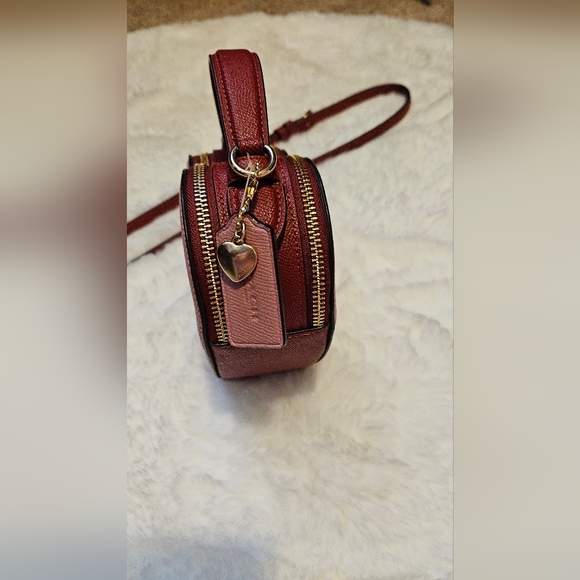Coach Heart Crossbody purse - Picture 9 of 13